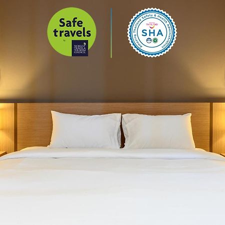Grand Hotel Buriram Chambre photo