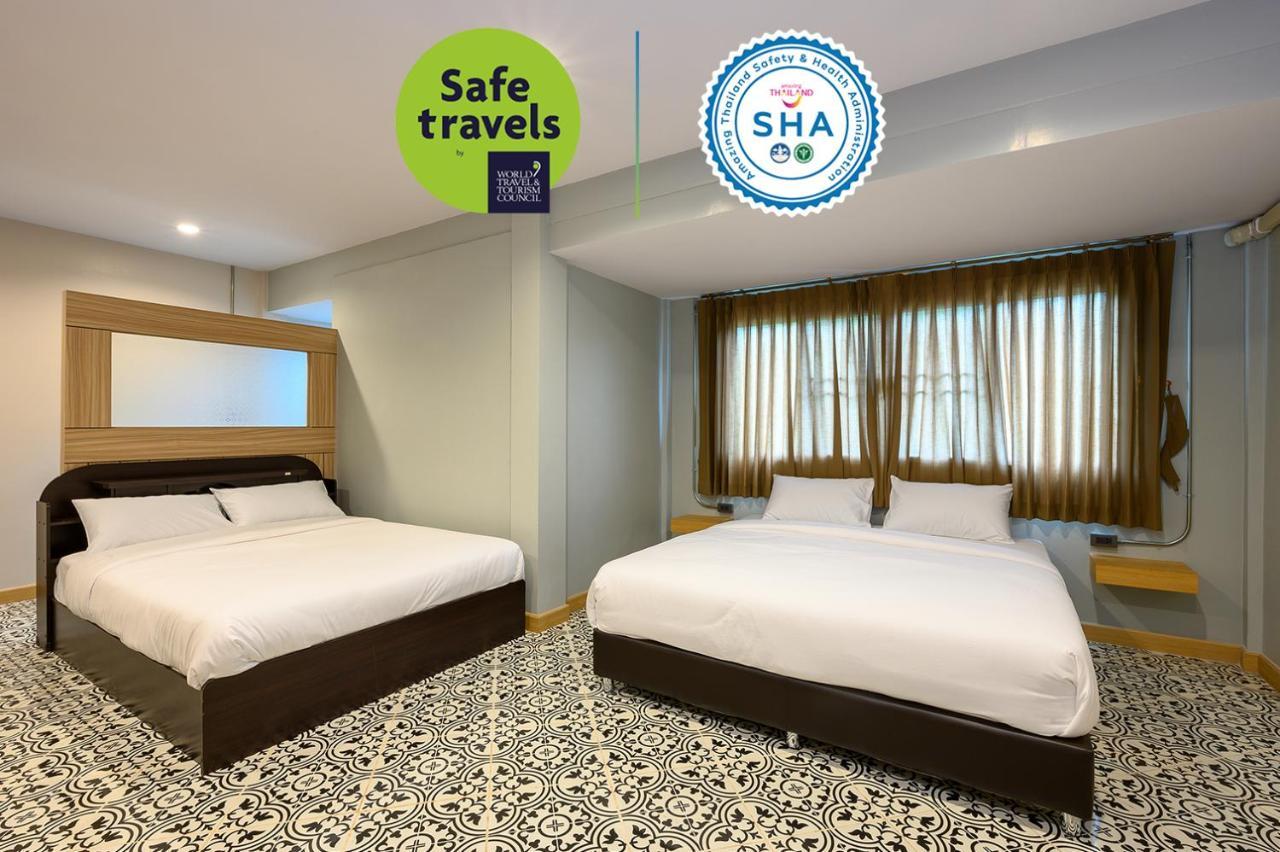 Grand Hotel Buriram Chambre photo