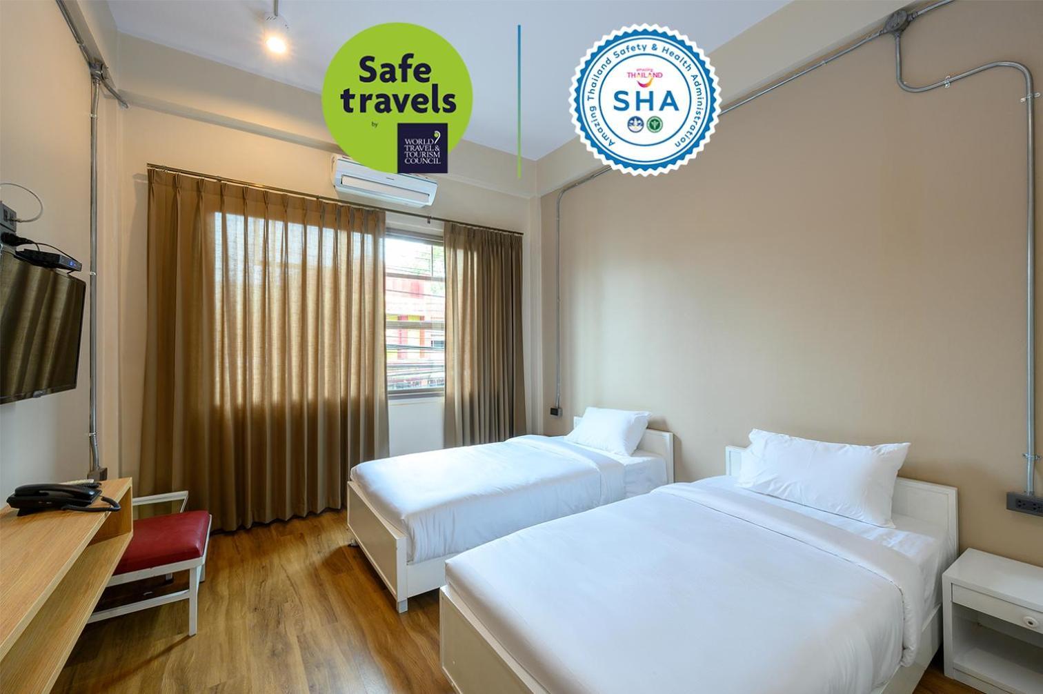 Grand Hotel Buriram Chambre photo