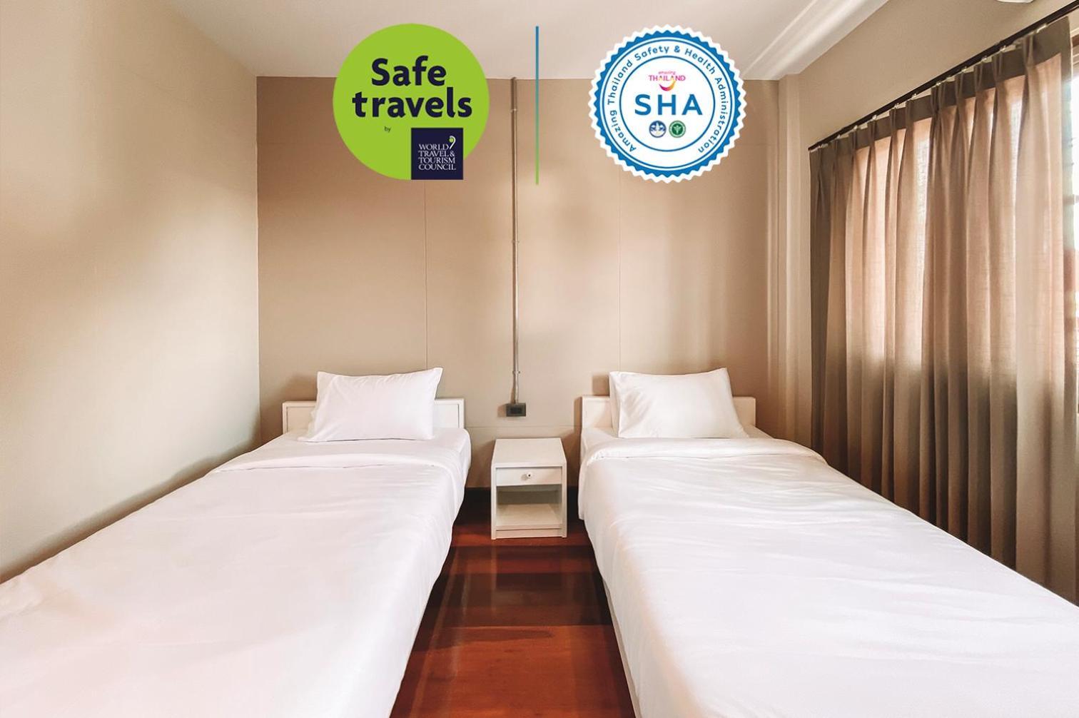 Grand Hotel Buriram Chambre photo